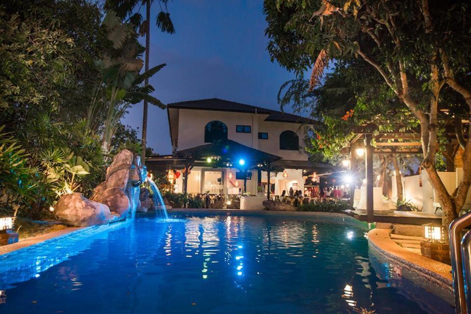 Tanjung Villa Muar Exterior foto